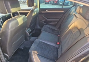 Volkswagen Passat B8 Limousine 1.8 TSI BlueMotion Technology 180KM 2017 Volkswagen Passat 1,8 TSI 180 KM Automat DSG Salon PL ASO Highline, zdjęcie 33