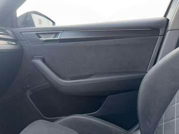 Skoda Superb III Liftback Facelifting 2.0 TDI SCR 200KM 2023 Skoda Superb 2.0 TDI 4X4 Gwarancja 2.0 Diesel 200KM, zdjęcie 33