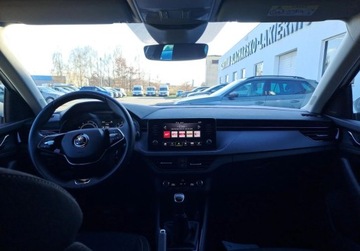 Skoda Scala Hatchback 1.0 TSI 110KM 2022 Skoda Scala Ambition 1.0 TSI 110 KM Czujniki Clima Benzyna 110KM, zdjęcie 13