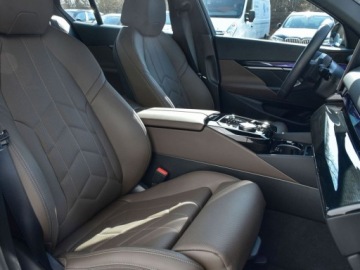 BMW Seria 5 G90-91 Touring 2.0 520d 197KM 2025 BMW Seria 5 BMW 520d xDrive Limuzyna 2.0 Diesel 197KM, zdjęcie 3