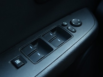 Mazda 6 II Kombi Facelifting 2.0 MZR 155KM 2010 Mazda 6 2.0, GAZ, Automat, Klima, Klimatronic, zdjęcie 18