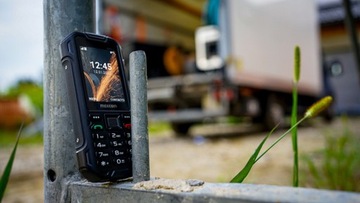 Телефон MAXCOM Strong MM918 4G Черный