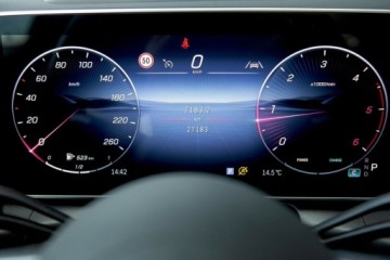 Mercedes GLC C254/X254 Coupe 2.0 220d 197KM 2024 Mercedes-Benz GLC 220D 4Matic AMG Salon PL Autotrade Mercedes-Benz, zdjęcie 33