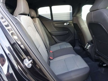 Volvo XC40 2025 VOLVO XC40 B4 Plus Black Edition Suv 2.0 (211 KM) 2025, zdjęcie 11