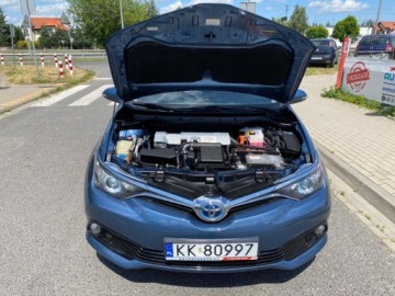 Toyota Auris II Touring Sports Facelifting 1.8 Hybrid 136KM 2016 Toyota Auris HYBRYDA AUTOMAT KLIMATYZACJA NAWIGACJA KAMERA TEMPOMAT GRZANE, zdjęcie 22