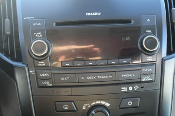 Isuzu D-Max II Single Cab Facelifting 1.9 Ddi 163KM 2019 Isuzu D-Max 1.9 D 4WD L Podwójna Kabina F-vat, zdjęcie 23