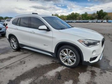 BMW X1 F48 2016 BMW X1 xDrive28i 2016 2.0l 2.0 Benzyna 228KM, zdjęcie 4