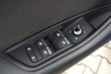 Audi A4 B9 Limousine Facelifting 2.0 40 TDI 204KM 2023 Audi A4 Limousine Hak Tempomat Virtual Kamera asyst. swiatel drogowych, zdjęcie 16