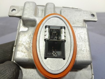 BMW 2 F22 F23 MĚNIČ XENON 7318327