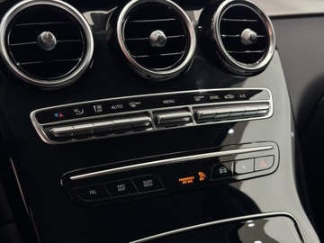Mercedes GLC C253 SUV Facelifting 2.0 200d 163KM 2020 Mercedes-Benz GLC 200 AMG Line 4-Matic / 1 właścic, zdjęcie 22
