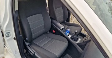 Toyota Avensis III Wagon Facelifting 2.0 D-4D 124KM 2015 Toyota Avensis SALON Navi, KAMERA przebieg wpisuje na fakturzeOrg.lakier1w, zdjęcie 26