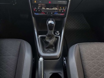 Volkswagen T-Cross SUV 1.5 TSI 150KM 2022 Volkswagen T-Cross 1.5TSI 150KM FV23 DSG Style Pakiety: Tech - Komfort - Z, zdjęcie 20