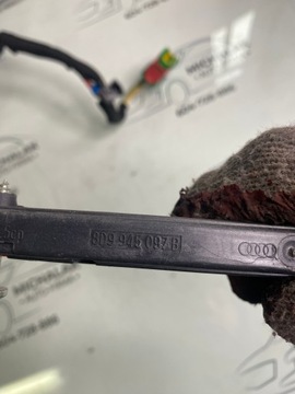 AUDI A4 B5 SVĚTLO TŘETÍ STOP 8D9945097B