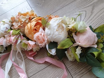 kompozycja wianek na drzwi brzoskwinia łosoś