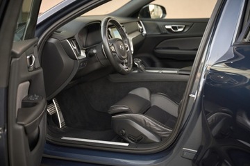Volvo S60 III Sedan 2.0 T5 250KM 2019 R-DESIGN Z PAKIETEM HEICO__ 250KM __MEGA WYPOSAŻENIE, zdjęcie 19