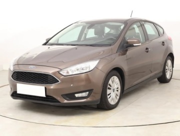 Ford Focus III Hatchback 5d facelifting 1.0 EcoBoost 125KM 2017 Ford Focus 1.0 EcoBoost, Salon Polska, Serwis ASO, zdjęcie 1
