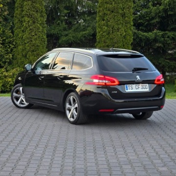 Peugeot 308 II SW Facelifting 1.2 PureTech 130KM 2019 Peugeot 308 T9 1.2 Benzyna PureTech 130 S&amp;S, zdjęcie 11