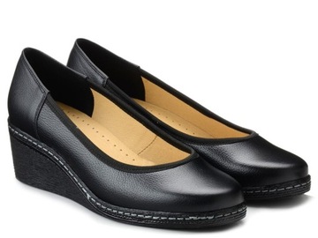 Czółenka buty damskie na koturnie skórzane czarne Venetto 1365 41