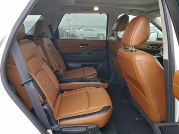 Nissan Pathfinder III 2023 Nissan Pathfinder Platinum 2023 3.5 Benzyna 284KM, zdjęcie 11