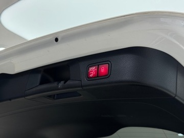 Mercedes GLB SUV 2.0 200d 150KM 2023 Mercedes-Benz GLB 200 d AMG Line 8G-DCT / Kamera /, zdjęcie 16