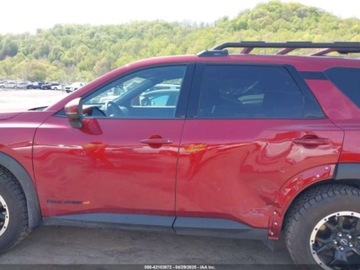 Nissan Pathfinder III 2024 Nissan Pathfinder Rock Creek 2024 3.5l 3.5 Benzyna 295KM, zdjęcie 2