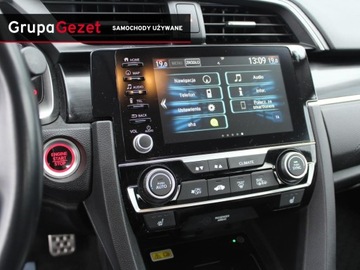 Honda Civic X Sedan 4d Facelifting 1.5 VTEC TURBO 182KM 2020 Honda Civic 1.5 V-TEC Executive 182KM MT Pierwszy Właściciel, zdjęcie 11