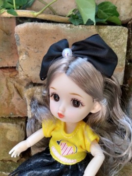 WEDNESDAY ADDAMS ENID SINCLAIR FRIEND DOLL доставка из Польши