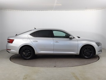 Skoda Superb III Liftback 2.0 TDI 150KM 2018 Skoda Superb 2.0 TDI, Salon Polska, Automat, Navi, zdjęcie 5