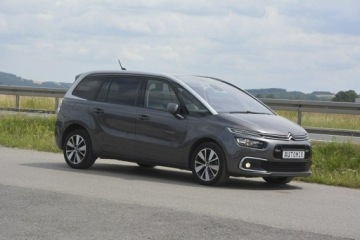 Citroen Grand C4 Picasso II Grand Picasso Facelifting 2.0 BlueHDi 150KM 2018 Citroen C4 Grand Picasso 2.0BlueHDi 7 osobowy hak, zdjęcie 11