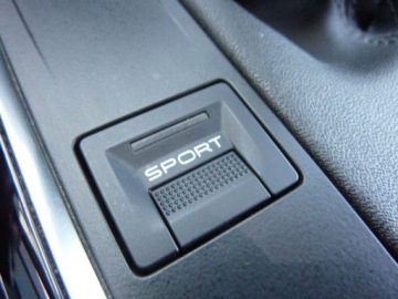 Peugeot 3008 II Crossover 1.2 PureTech 130KM 2017 Peugeot 3008 GT-Line*Benzyna, zdjęcie 34