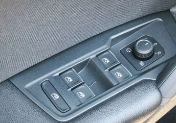 Volkswagen Tiguan II SUV 1.5 TSI EVO 150KM 2020 Volkswagen Tiguan Highline Pakiety, ACC, Podgrzewane fotel, GPS, Kamera c, zdjęcie 20