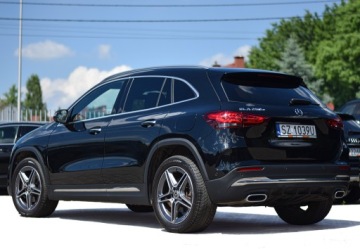 Mercedes GLA II 2022 Mercedes GLA 250e 218ps AMG ACC Keyles Blis Sam Parkuje Webasto Carplay 19", zdjęcie 6
