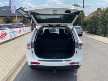 Mitsubishi Outlander III 2015 Mitsubishi Outlander AUTOMATNAWIGACJAKSENONYNAPED 4X4GWARANCJA7 MIEJSC, zdjęcie 18
