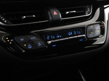 Toyota C-HR I Crossover 1.2L Turbo 116KM 2018 Toyota C-HR klima auto grzane fotele kamera i, zdjęcie 24