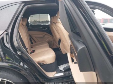Porsche Cayenne III 2022 Porsche Cayenne Platinum Edition 2022 3.0 Benzyna 335KM, zdjęcie 13