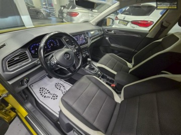Volkswagen T-Roc I SUV 1.5 TSI ACT 150KM 2019 Volkswagen T-Roc Kamera / Virtual Kockpit, zdjęcie 18