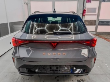 Cupra Leon II Sportstourer Facelifting 1.5 eTSI MHEV 150KM 2025 CUPRA Leon 1.5 eTSI mHEV DSG Combi 150KM 2025, zdjęcie 4