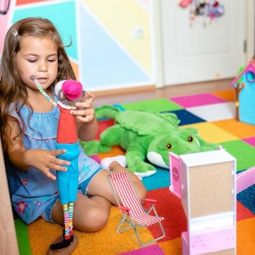 Стул для пляжного отдыха. Шезлонг для гостиной.