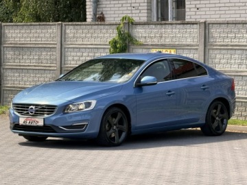 Volvo S60 II Sedan Facelifting 2.0 D3 DRIVE-E 150KM 2015 Volvo S60 2,0D3 150KM Lift/Ledy/Navi/Xenony/Alu18, zdjęcie 20