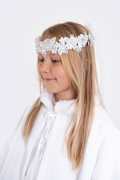 WIANEK KOMUNIJNY Z KWIATKAMI I PEREŁKAMI