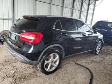 Mercedes GLA I 2018 Mercedes-Benz GLA Mercedes-Benz GLA 250 2.0 Benzyna 208KM, zdjęcie 3