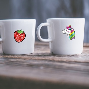 АЛМАЗНЫЕ НАКЛЕЙКИ НА БАМПЕР ДЛЯ ДЕТСКИХ ИГРУШЕЧНЫХ МАШИНОК