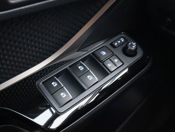 Toyota C-HR I Crossover 1.8 Hybrid 122KM 2018 Toyota C-HR 1.8 Hybrid, Salon Polska, zdjęcie 16