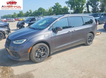 Chrysler Pacifica II 2021 Chrysler Pacifica Hybrid Limited 2021 3.6 Hybryda 260KM