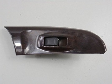 NISSAN MAXIMA A33 SPÍNAČ OKNO ZADNÍ PRAVÝ