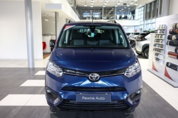 Toyota 2023 Toyota Proace City Verso City Verso Long 1.5 D-4D Family Aut. 1.5 Diesel, zdjęcie 1