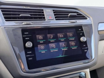 Volkswagen Tiguan II SUV Plug-in 1.4 TSI e-HYBRID 245KM 2021 Volkswagen Tiguan 1.4 Hybryda Plug-in 245KM, zdjęcie 17