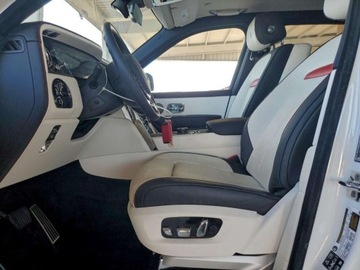 Rolls-Royce 2025 Rolls-Royce Cullinan 2025 6.8 Benzyna 563KM, zdjęcie 7