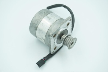 Vexta C5757-9212 Шаговый двигатель с ЧПУ