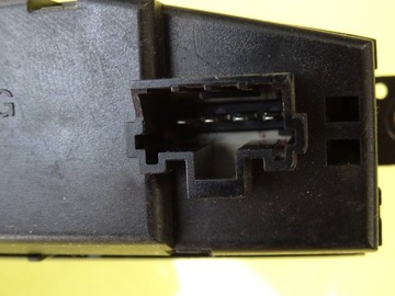 DISPLEJ HODINY MITSUBISHI CARISMA MR114346 NR819